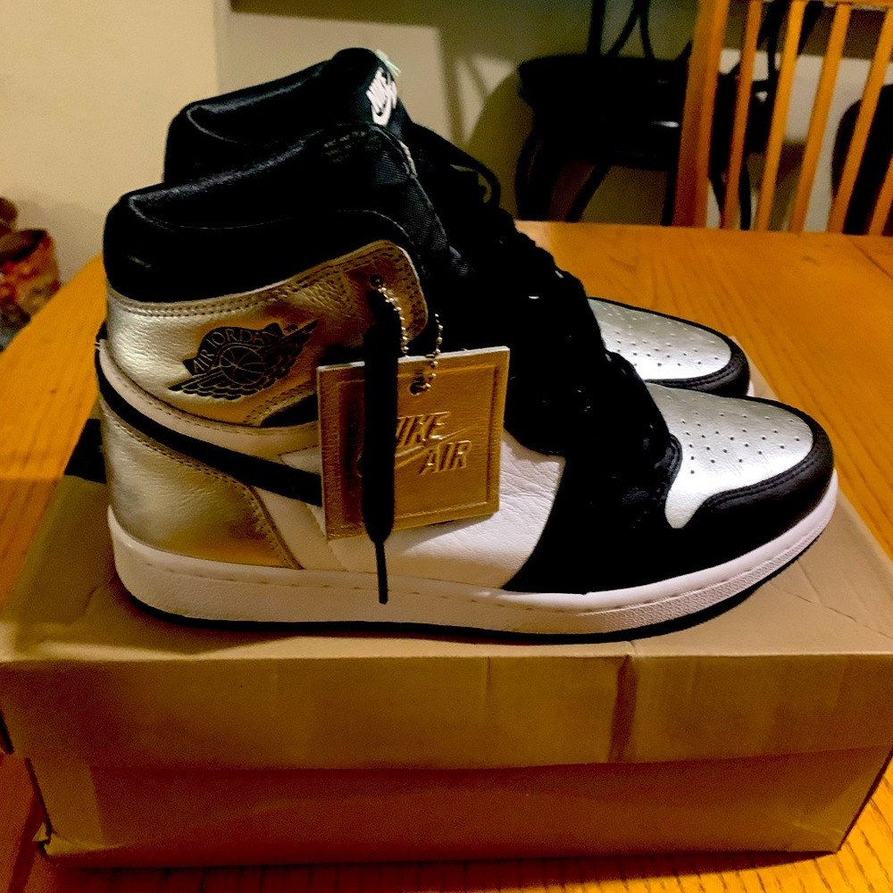 Jordan 1 Retro Silver Toe